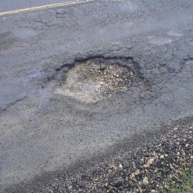 pothole_test.jpg