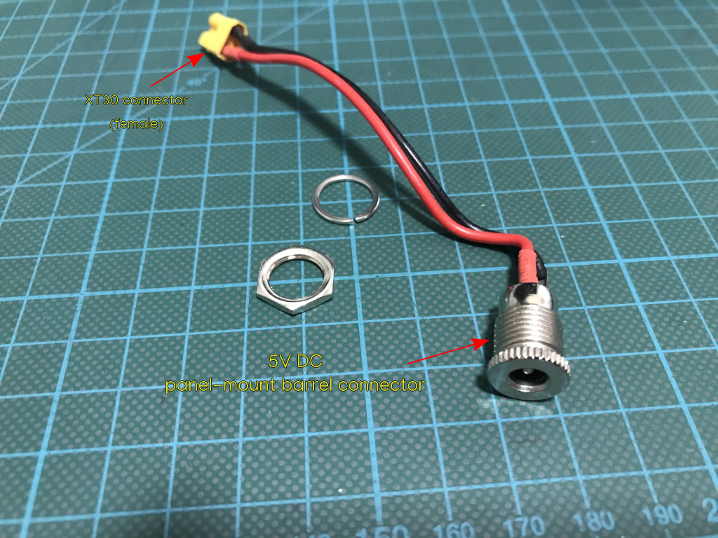 main-case-240-build-DC-5V-panel-connector-EN.png